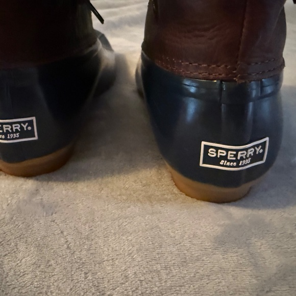 SPERRY SALTWATER TAN/NAVY BOOTS-8M - Picture 3 of 9